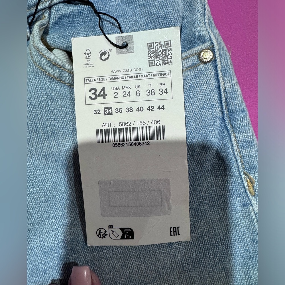 - NWT - ZARA Flare Jeans with a high waist - Picture 6 of 6